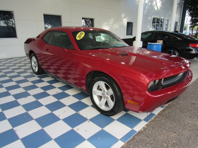 Pre Owned 2010 Dodge Challenger Se Rwd 2d Coupe